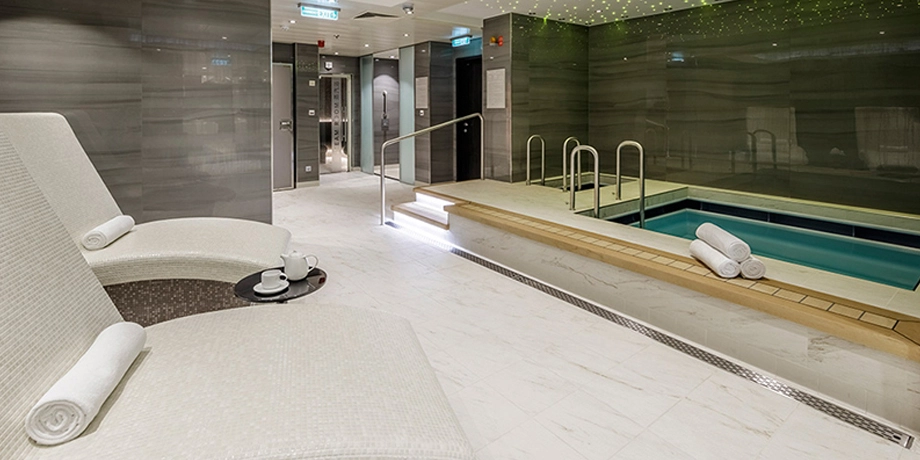 Women-only swimming pool and Muslimah-friendly facilities on Genting Dream Cruise